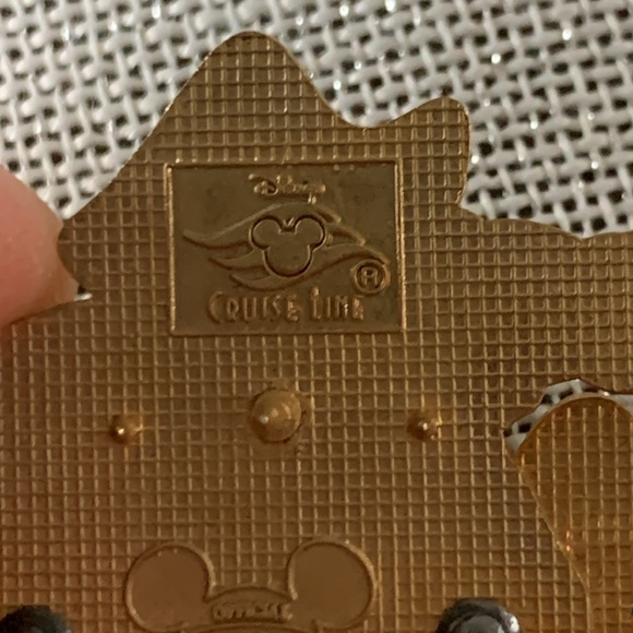 Disney Cruise Line Captain Pluto Plush and pin trading - Picture 14 of 17